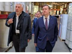 Курс на укрепление отечественного производства Курс на укрепление отечественного производства